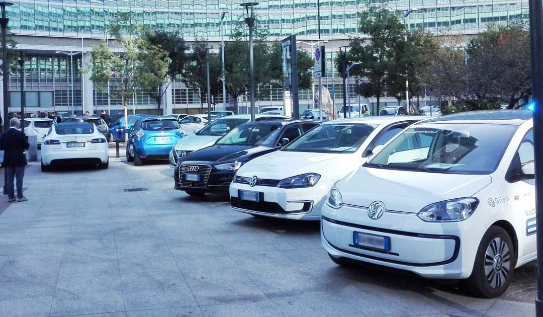 A Milano 500 auto elettriche per il raduno più silenzioso ed ecosostenibile d’Italia