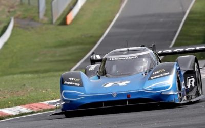 Nürburgring, record elettrico di Volkswagen