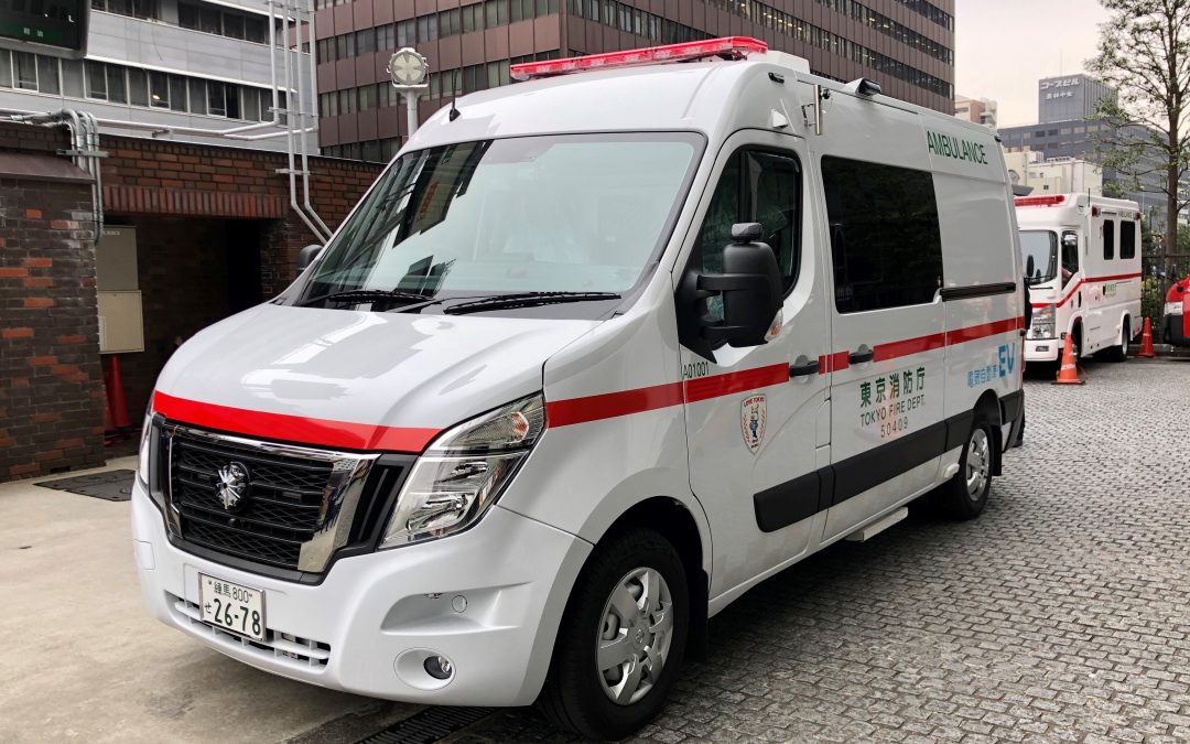 La prima ambulanza Nissan NV400 a zero emissioni