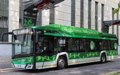 Autobus elettrici, l’Europa corre veloce: più di 4 nuove immatricolazioni su 10 sono full electric